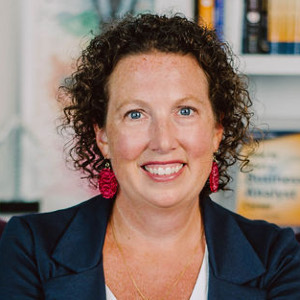 Laura B, Business Analyst and Shes Independent investing member